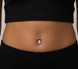 Bauchnabel-Piercing